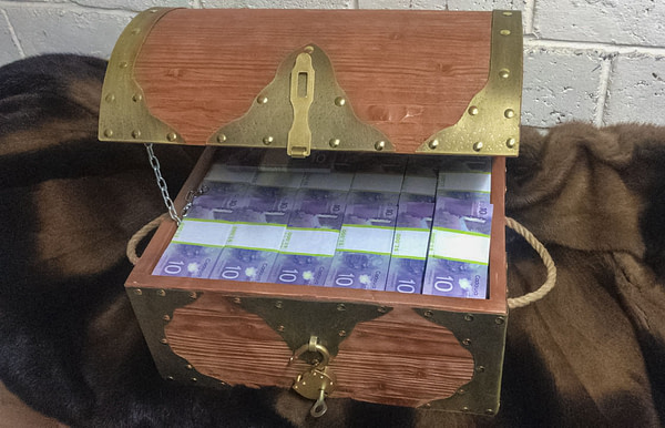 10 Canadian dollars Prop Money Pirate Chest