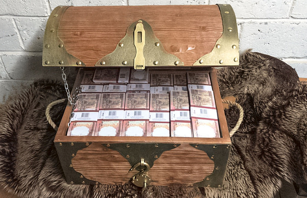 1000 Indian rupees Prop Money Pirate Chest