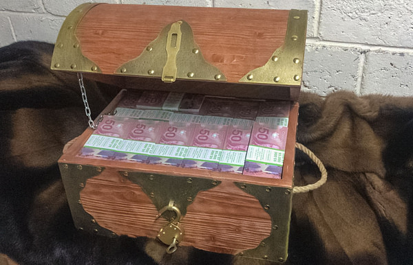 NEW 50 Canadian dollars Prop Money Pirate Chest