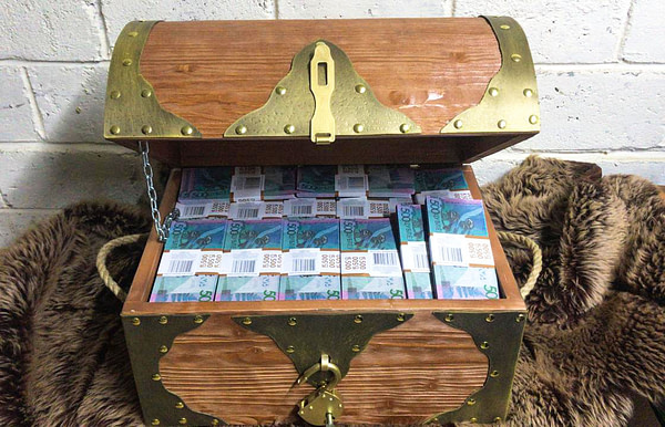 500 Belorussian rubles Prop Money Pirate Chest
