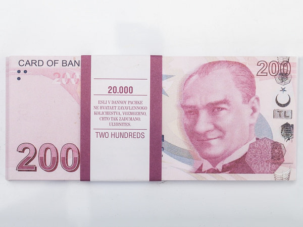 200 lire turque faux billets