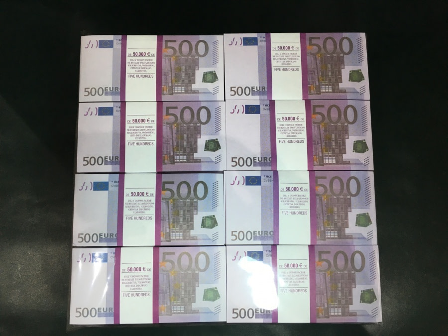 500 packs de faux billets de 500 euros