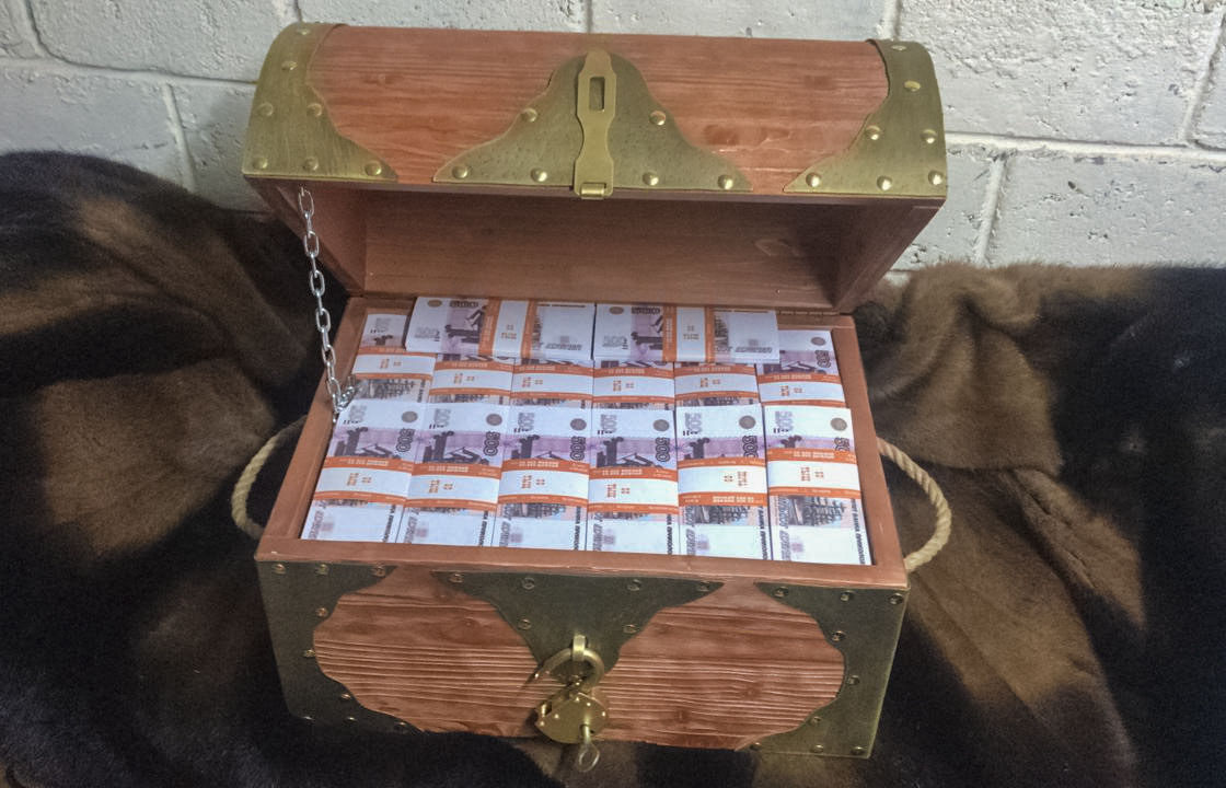 500 roubles russes faux billets Coffre de pirate