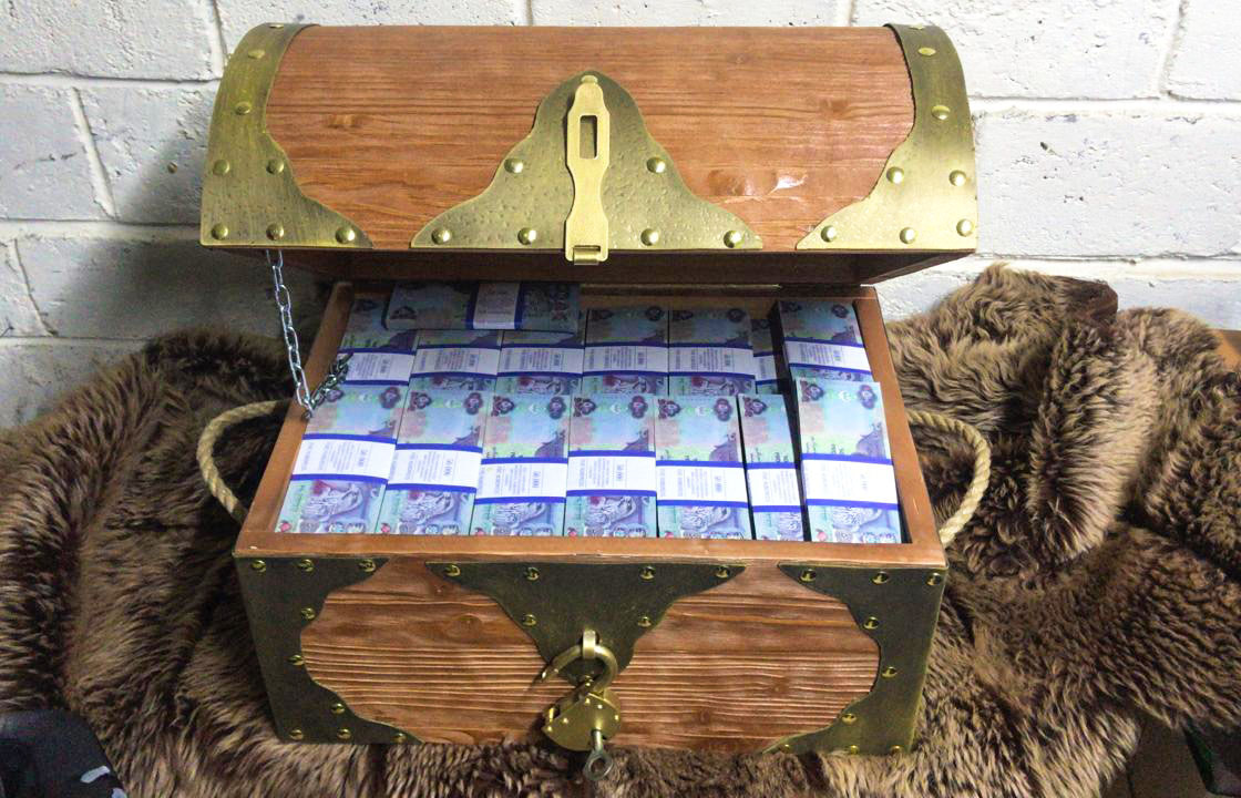 500 dirhams arabes faux billets de banque Pirate Coffre